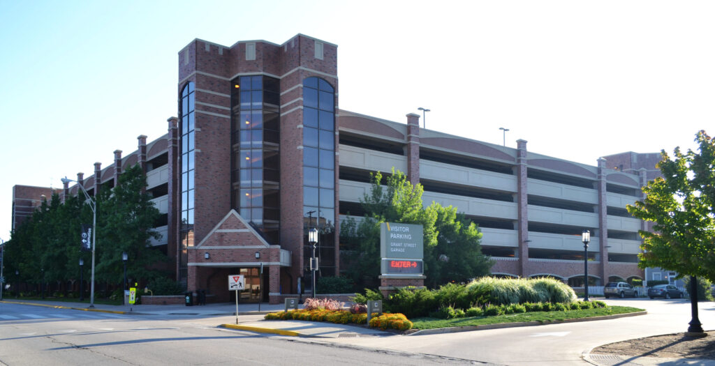 Entrance to Grant Street Parking Garage